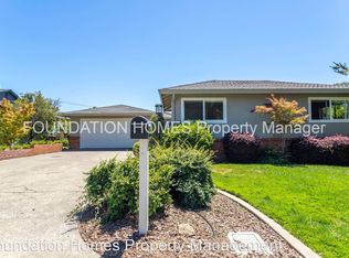 42 Via La Cumbre, Kentfield, CA 94904