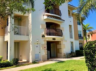 3947 Del Sol Ln UNIT 302, Cape Coral, FL 33909