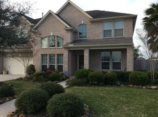 415 Spring Gully Dr, Dickinson, TX 77539