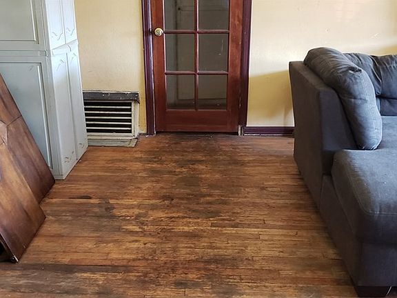 4th image of 7641 Cedarcliff Ave