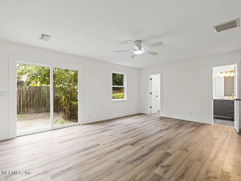 5477 Brightwater Ln — Photo 11