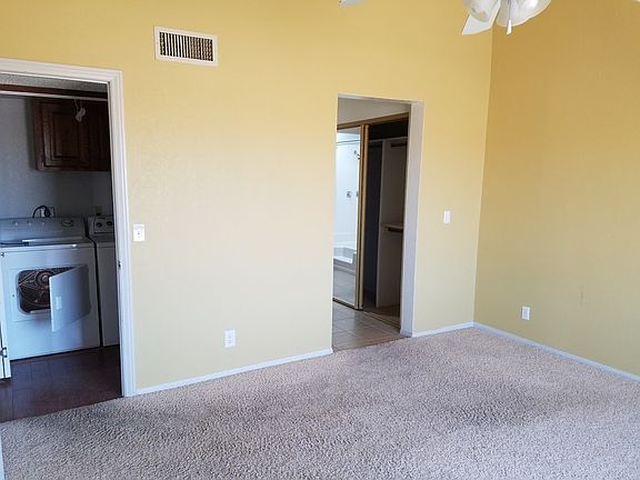 Primary bedroom - on suite bath
