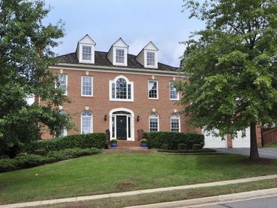 12608 Tolman Rd, Fairfax, VA, 22033