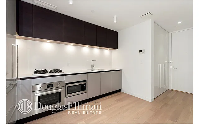 Rented by Douglas Elliman | media 15