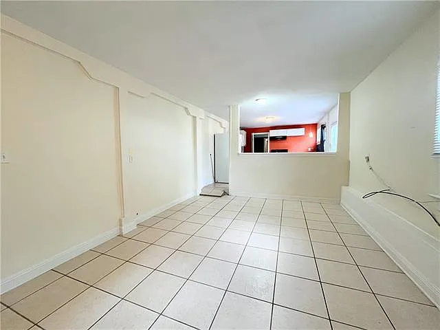 4224 Walmsley Ave — Photo 4