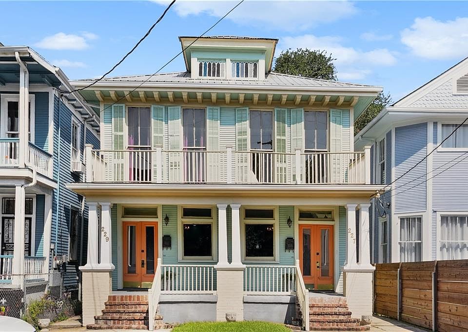 1st image of 227 S Gayoso St