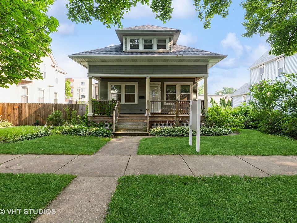 1st image of 1452 Oakwood Ave