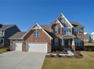 2480 Stonehaven Dr, Avon, IN 46123