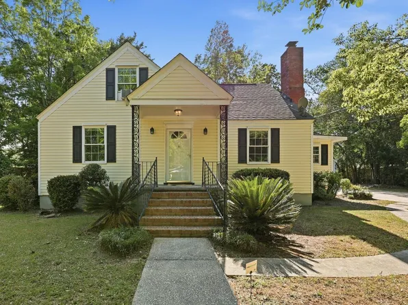 27 Oak Forest Dr, Charleston, SC 29407