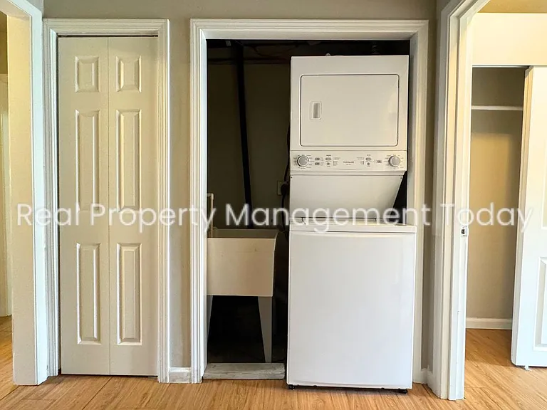 516 N K St LLC (Silver) — Photo 19