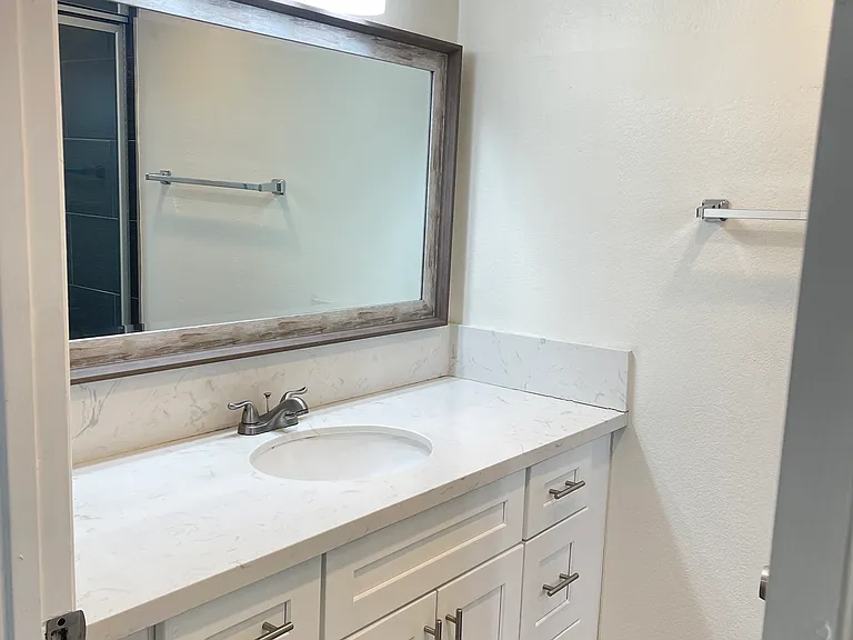 1173 Justin Ave #8 — Photo 10