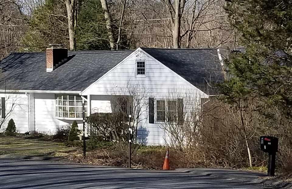 2nd image of 174 Flowerhill