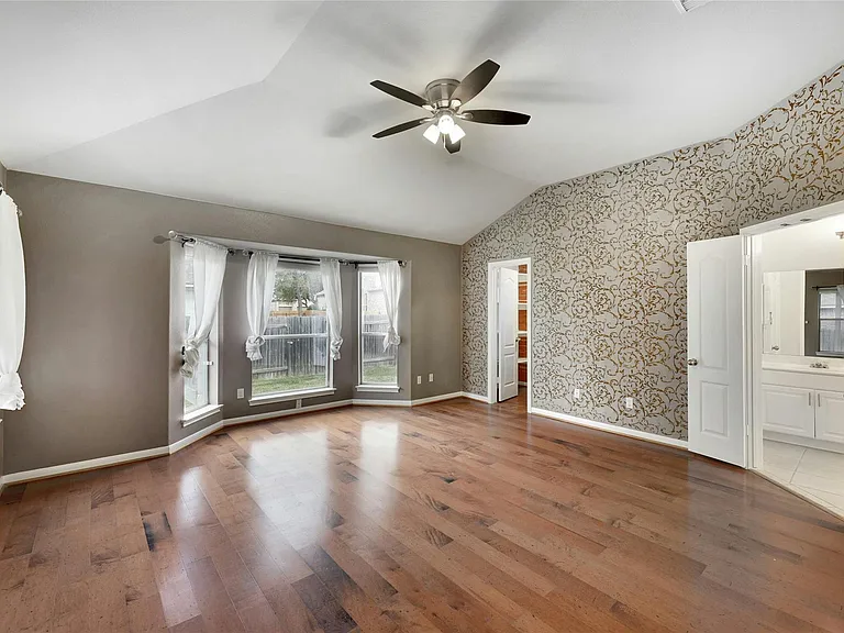 3806 Azur Ln — Photo 18