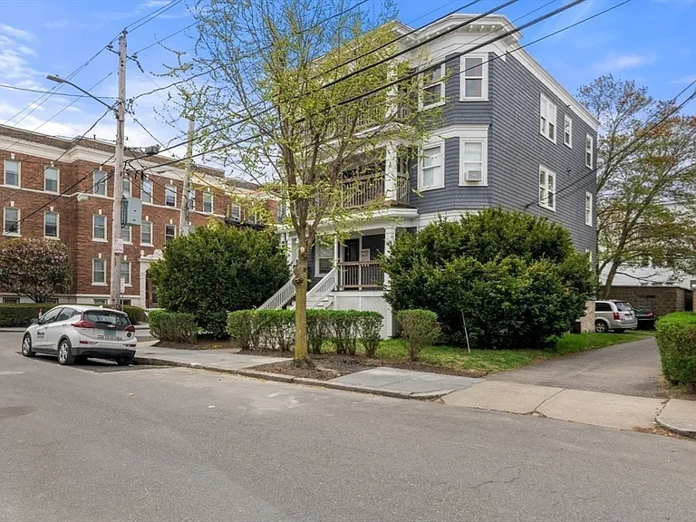 18 Claymoss Rd #1 — Photo 22