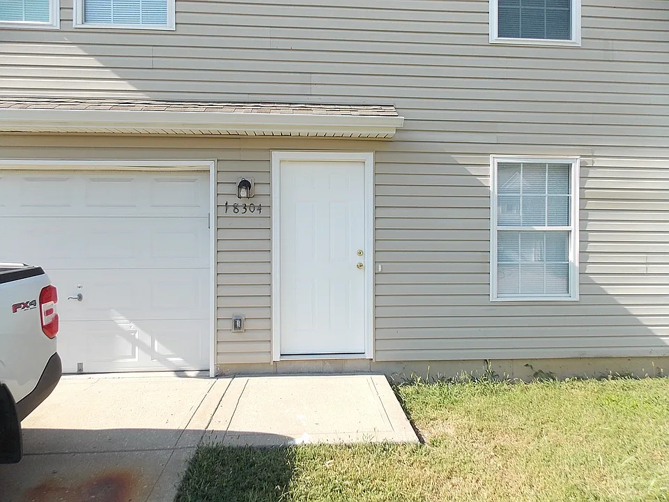18304 E 12th Ter N