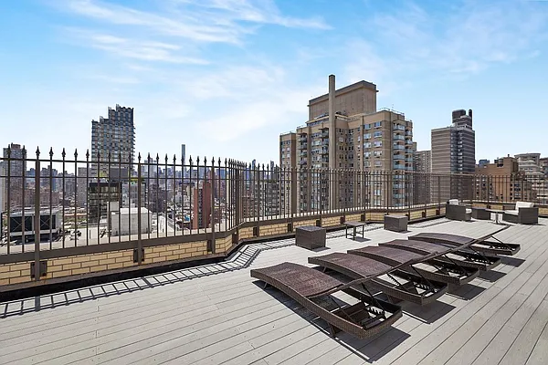 Sold by Real Direct | media 8
