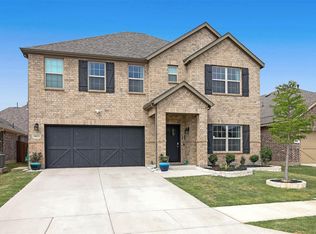 5821 Rostherne Dr, Aubrey, TX 76227