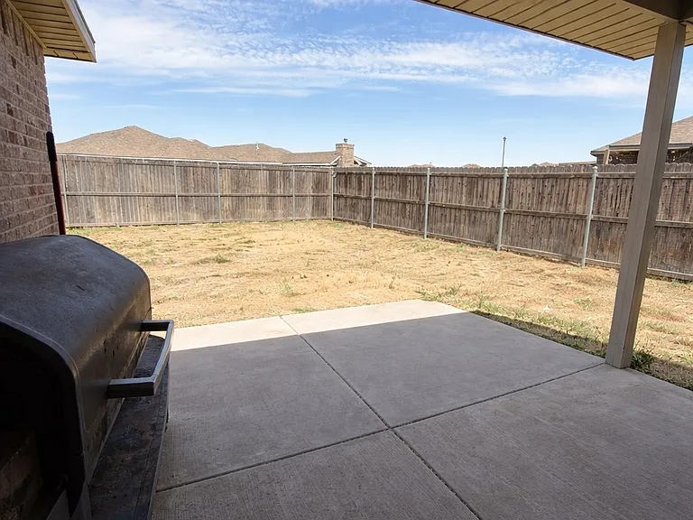 1315 Yellow Rose Ct — Photo 9