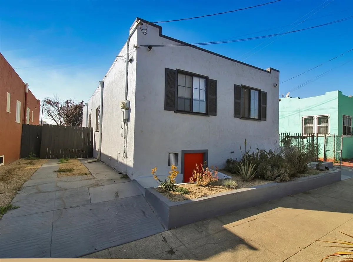 Building Photo - 2775-2777 E.21st Street