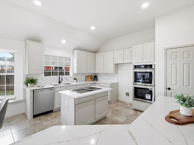 833 Tealwood Cir, Flower Mound, TX, 75028