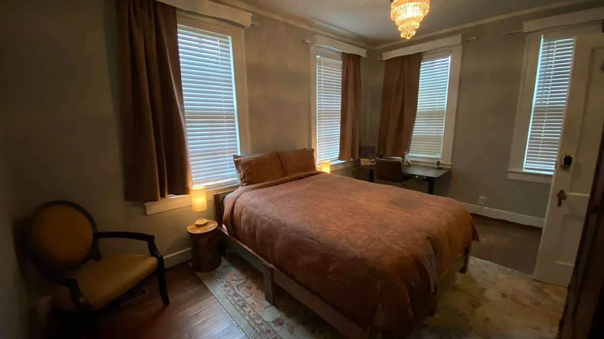 626 Oakland Ave — Photo 3