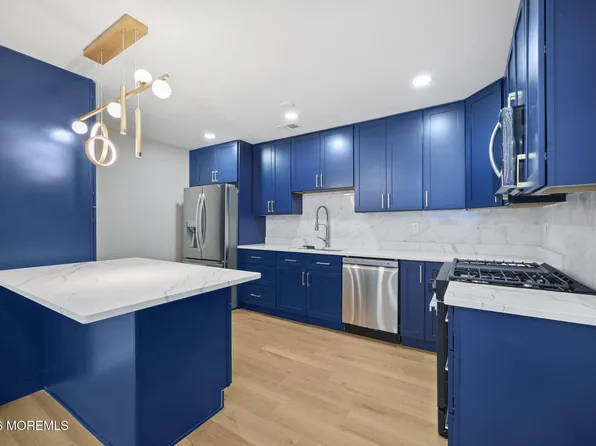 1115 Roseberry Ct, Morganville, NJ 07751