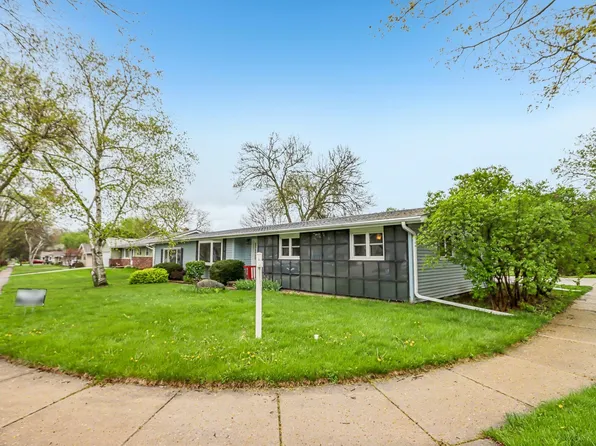 4614 Hamlet Pl, Madison, WI 53714