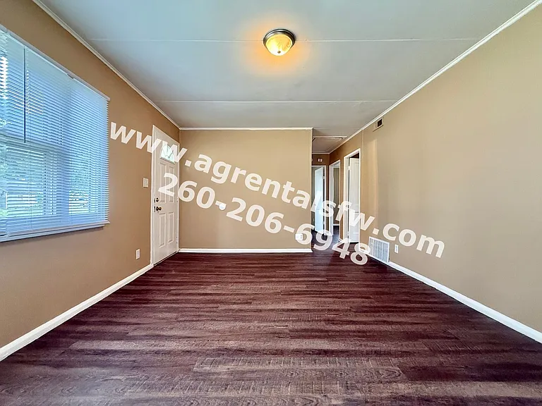 4920 Oliver St — Photo 3