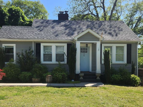 24 Monticello Ave