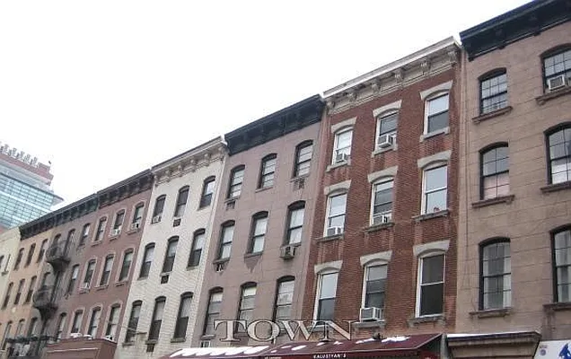 Rented by Town Residential | media 46