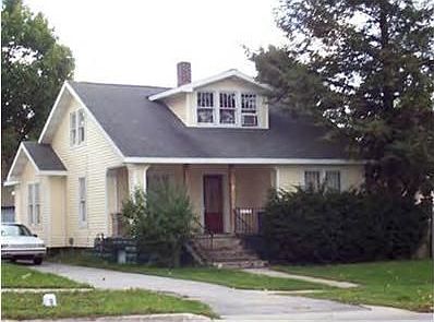 2nd image of 107 E Church St