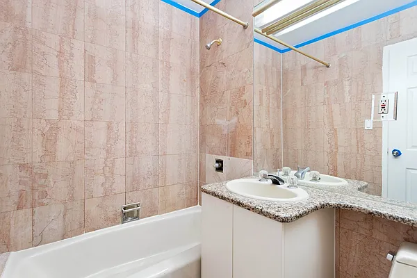 Rented by Kole Group | media 21