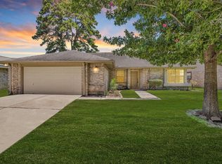 9019 Driftstone Dr, Spring, TX 77379