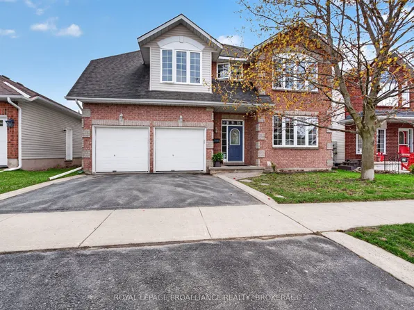 45 Biscayne St, Kingston, ON K7K 7J9