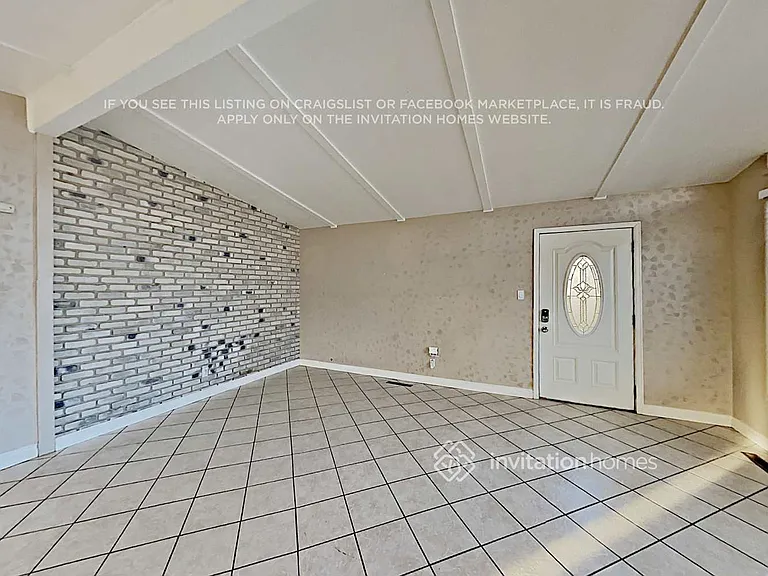 190 Campo St — Photo 4