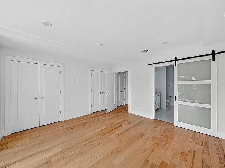 211B Slocum Way — Photo 18
