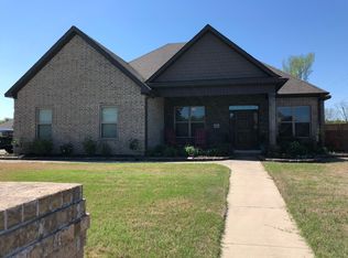 3233 Stonehenge Dr, Searcy, AR 72143