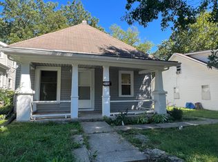 2739 Chelsea Ave, Kansas City, MO 64128