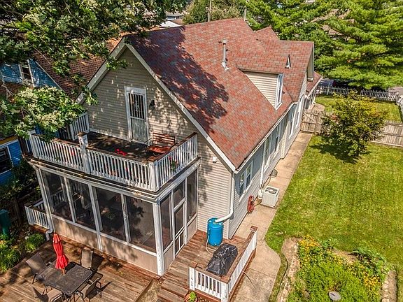 3rd image of 310 Highland Ave