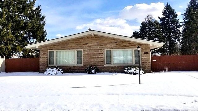 1st image of 16549 Evans Ct
