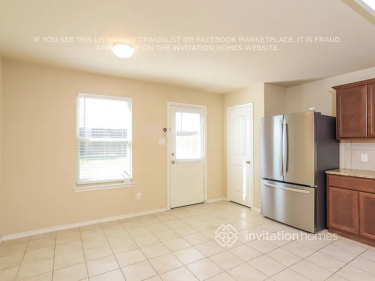 954 Corbitt Ln — Photo 5