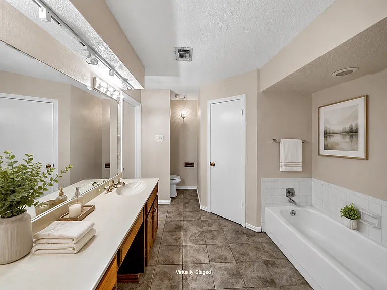 Primary bath