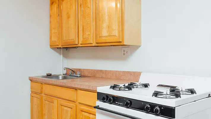 Rented by Nooklyn NYC LLC | media 9