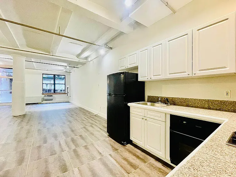 50 Bridge St #202 — Photo 2