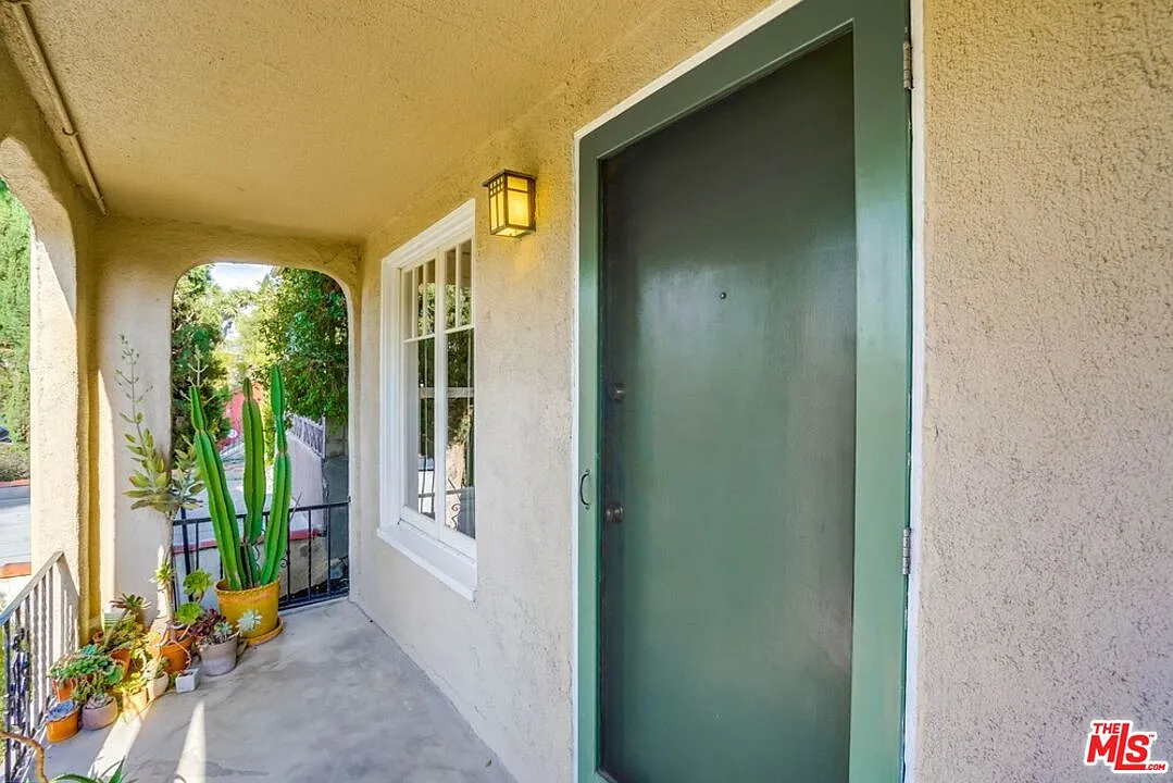 1 bed, 1.0 bath, 850 sqft, $3,250 — Photo 4