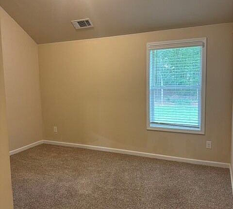 2nd image of 320 Homestead Cir