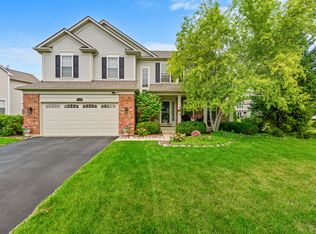 4020 Bunker Hill Dr, Algonquin, IL 60102