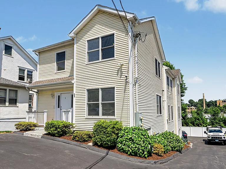 21 Whitmore Ln #1 — Photo 39