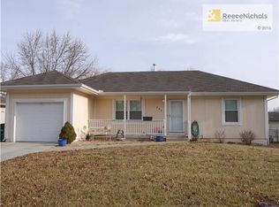 500 Poplar St, Peculiar, MO 64078