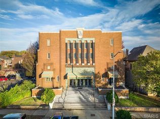 1052 S Kingshighway Blvd, Saint Louis, MO